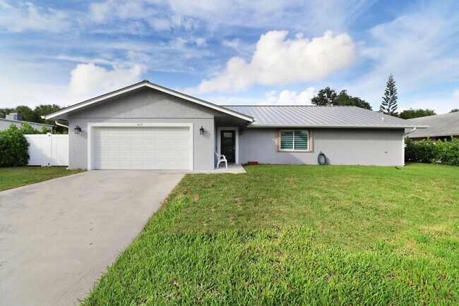 615 NE 15th Pl in Boynton Beach, FL - Building Photo - Building Photo