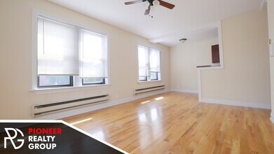 818 W Diversey Pky, Unit N in Chicago, IL - Foto de edificio - Building Photo
