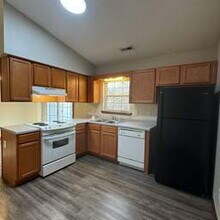 101 May Ct in Jacksonville, NC - Building Photo - Building Photo