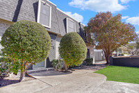 The Ridgemont Apartments in Fort Worth, TX - Foto de edificio - Building Photo