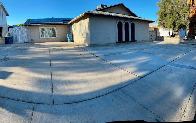 property at 6278 Woodbury Ave