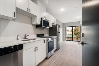 8854 Delridge Wy SW in Seattle, WA - Building Photo - Building Photo