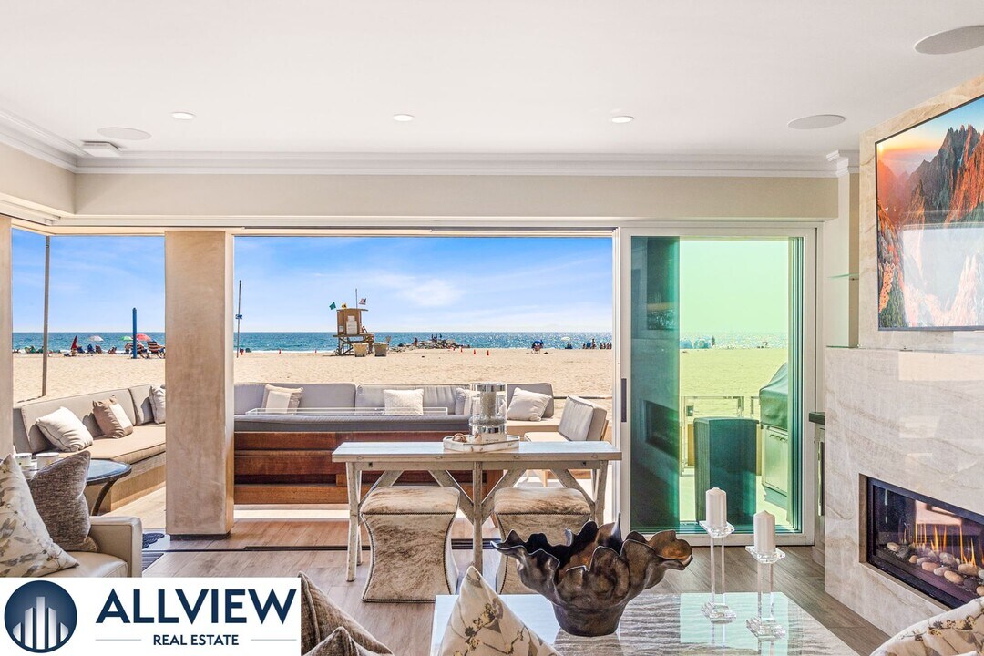 2800 W Oceanfront in Newport Beach, CA - Building Photo
