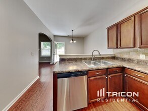 127 Bethany Manor Dr in Ball Ground, GA - Building Photo - Building Photo