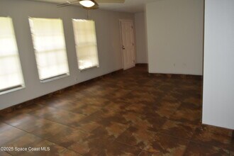 326 Decordre Rd SE in Palm Bay, FL - Building Photo - Building Photo