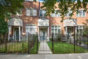 5230 S University Ave in Chicago, IL - Building Photo