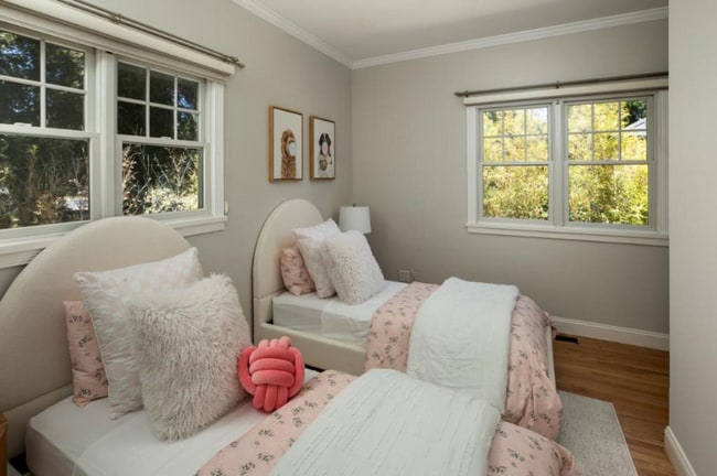 property at 660 Palo Alto Ave