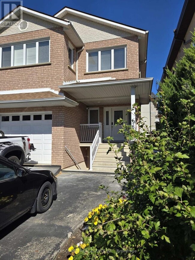 property at 963 Hampton Crescent