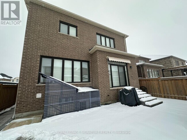 14 Vetch St in Brampton, ON - Building Photo - Building Photo