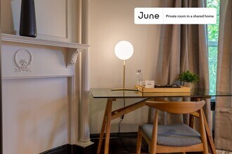 Room in Shared 5 bed/2 bath home in Boston, MA - Foto de edificio - Building Photo