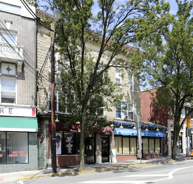 292-294 Main St in West Orange, NJ - Building Photo - Building Photo