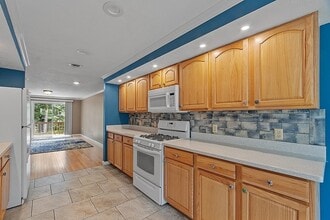 15 Water Wheel Cir in Templeton, MA - Building Photo - Building Photo