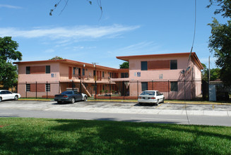 LP 03:Sharazad in Opa Locka, FL - Building Photo - Building Photo