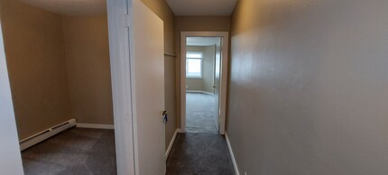 951 Desoto St in St. Paul, MN - Building Photo - Interior Photo