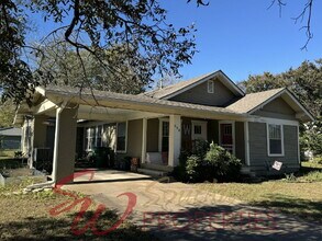 690 S Lillian in Stephenville, TX - Building Photo - Building Photo