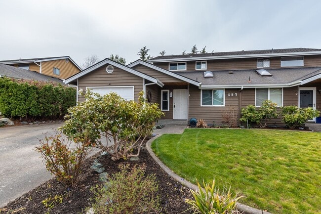 property at 187 NE Nunan Loop