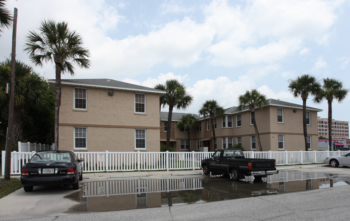 319 1st Ave N in Jacksonville Beach, FL - Building Photo