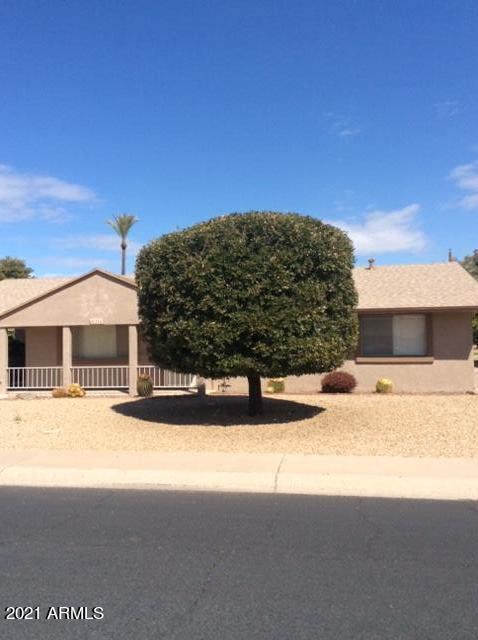 10236 W Pinehurst Dr in Sun City, AZ - Building Photo