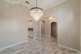 18605 Elmbrook in San Antonio, TX - Foto de edificio - Building Photo
