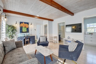 212 SW 1st Ave in Delray Beach, FL - Building Photo