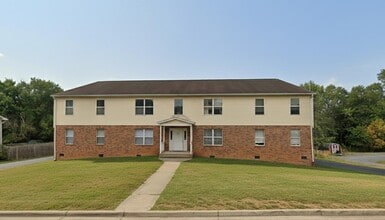 343 Cherrydale Ave in Front Royal, VA - Building Photo - Building Photo