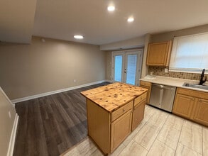 10813 Daisy Ct in Manassas, VA - Building Photo - Building Photo