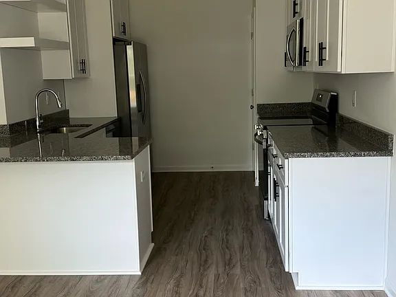 705 W Parker Rd in Greenville, SC - Building Photo - Building Photo