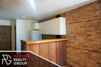 604 W Surf St, Unit 2900-604-3 in Chicago, IL - Building Photo - Building Photo