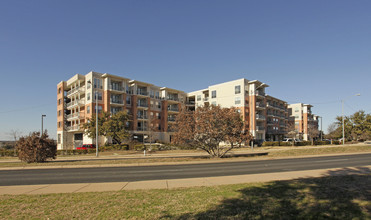 Atria at the Arboretum in Austin, TX - Building Photo - Building Photo