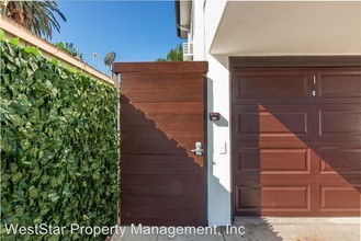 1955 Locust Ave in Long Beach, CA - Building Photo - Building Photo
