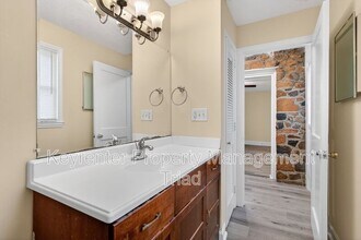 506 Rocky Knoll Rd in Greensboro, NC - Building Photo - Building Photo