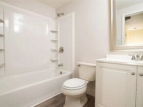 1248 Satellite Cir in Pittsburgh, PA - Building Photo - Building Photo
