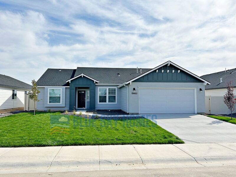 15662 Bateleur Ave in Nampa, ID - Building Photo