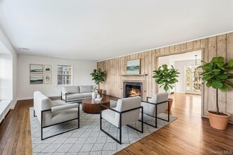 110 Hegemans Ln in Glen Head, NY - Building Photo - Building Photo