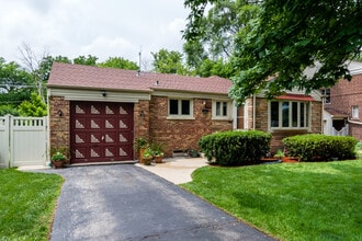 122 Park Ave in River Forest, IL - Building Photo - Building Photo