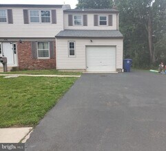 306 Cornell Rd in Glassboro, NJ - Building Photo - Building Photo