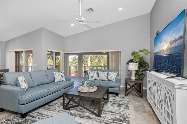 8471 Southbridge Dr in Ft. Myers, FL - Building Photo - Building Photo