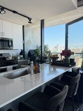 160 N Elizabeth St in Chicago, IL - Building Photo - Building Photo