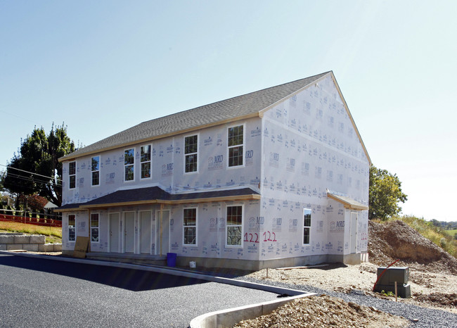 State Street Villas in Hamburg, PA - Building Photo - Building Photo