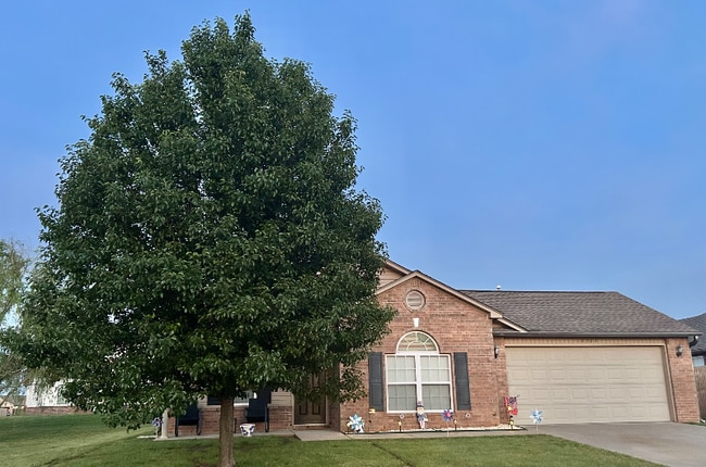 12329 N 108th E Ave in Collinsville, OK - Building Photo - Building Photo