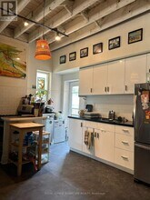 263 Wellesley St E in Toronto, ON - Building Photo - Building Photo