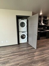 226 E Greenfield Ln-Unit -Unit A-305 in Bismarck, ND - Building Photo - Building Photo