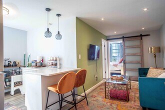 1614 Summit Ave in Union City, NJ - Building Photo - Building Photo