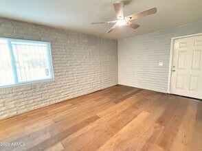 1122 S McClintock Dr in Tempe, AZ - Building Photo - Building Photo