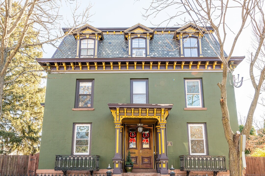 37 E Pearl St in New Haven, CT - Building Photo