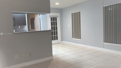 3936 NW 87th Ave-Unit -3936 in Sunrise, FL - Building Photo - Building Photo