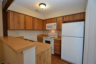 13026 Wirevine Ln in Houston, TX - Building Photo - Building Photo