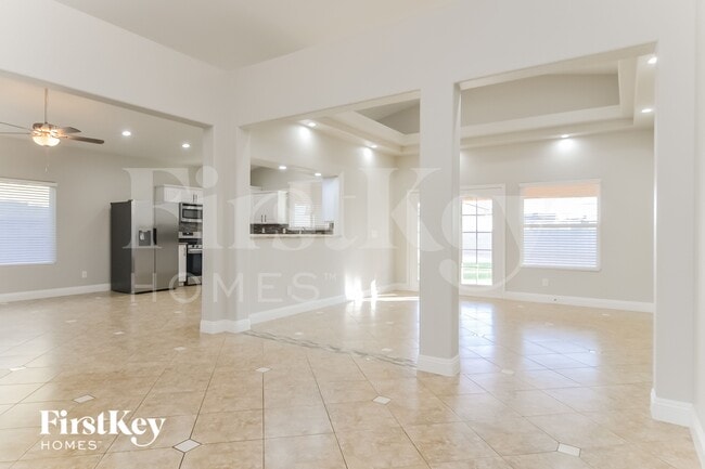 5845 Clydene Dr in Las Vegas, NV - Building Photo - Building Photo