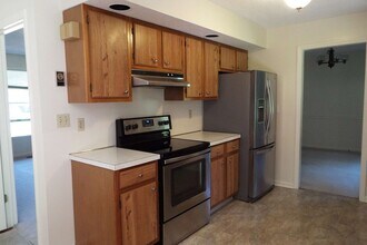 28266 Lee Hwy in Meadowview, VA - Building Photo - Building Photo