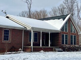 13307 North Rd in Depauw, IN - Building Photo